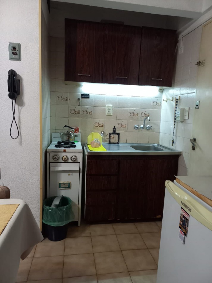 VENTA DEPARTAMENTO 1 AMBIENTE : ALTURA TORREON: AV.COLON Y GUEMES: MAR DEL PLATA