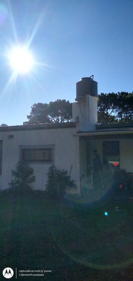 CASA 5 AMBIENTES 400 M2 FONDO CON PILETA EN LA CALETA