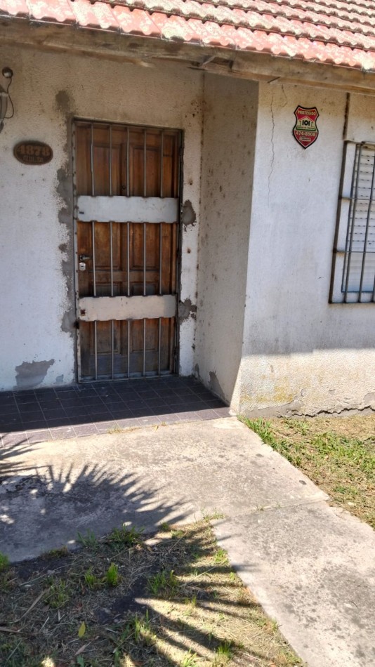 VENTA CASA 3 AMBIENTES  GARAGE PARQUE Y PARRILLA: 350M2 TOT.ZONA ALFAR