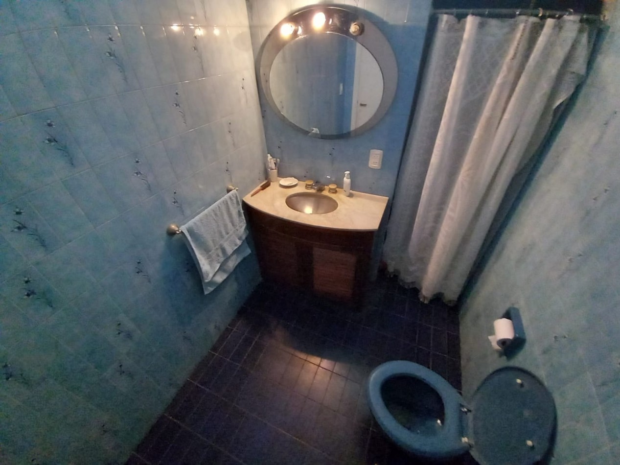 VENTA CASA 4 AMBIENTES S/LOTE PROPIO CON PATIO Y JARDIN