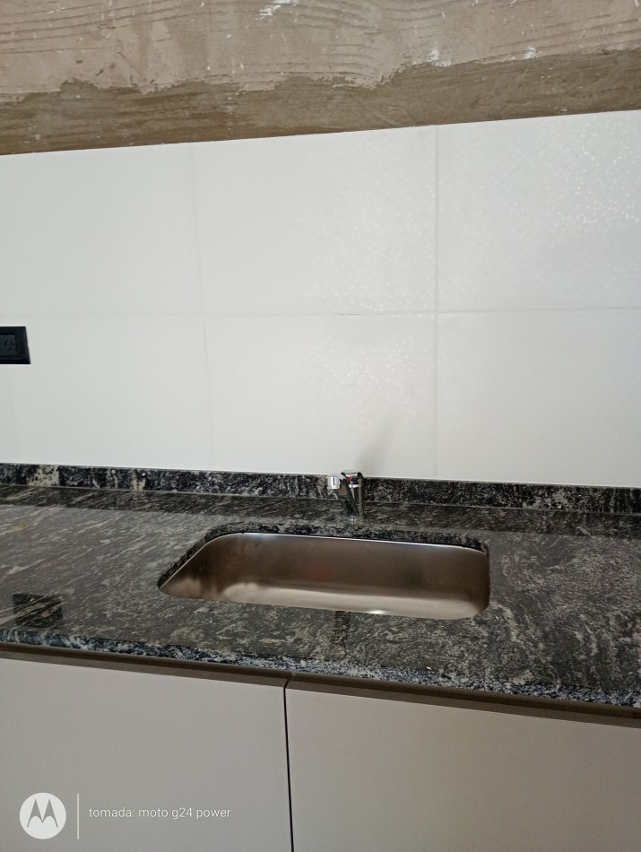 Venta Dpto 1 ambiente Frente 6to piso