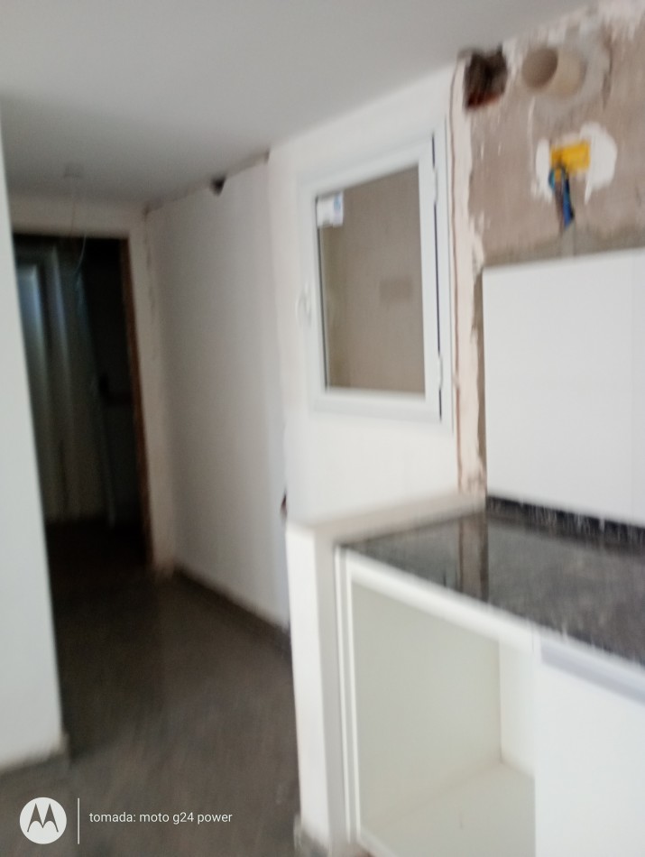VENTA DEPARTAMENTO 2 AMBIENTES CON COCHERA FRENTE 