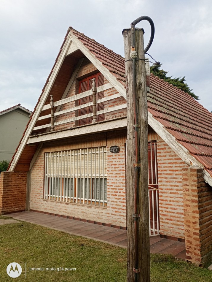 Venta Casa Alpina sobre lote de 570 m2