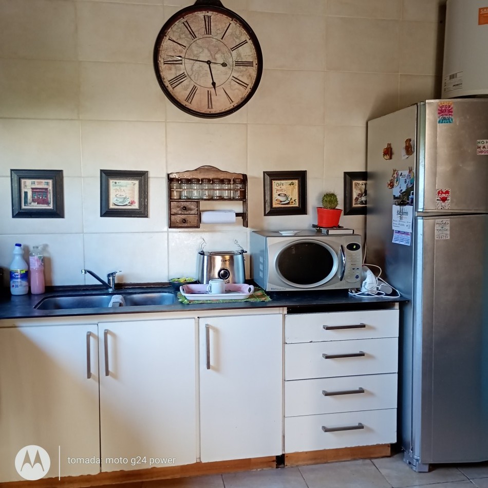 VENTA Casa Ph/ Loft Al Fondo dividido en  3amb. c/quincho/jardin/entrada 2 AUTOS