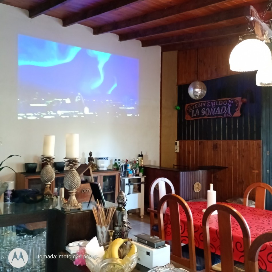 VENTA Casa Ph/ Loft Al Fondo dividido en  3amb. c/quincho/jardin/entrada 2 AUTOS