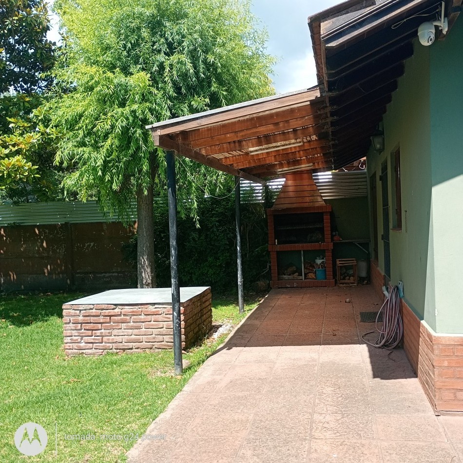Venta Casa 3 Ambientes con Altillo 525M2 110 M2 CUBIERTOS