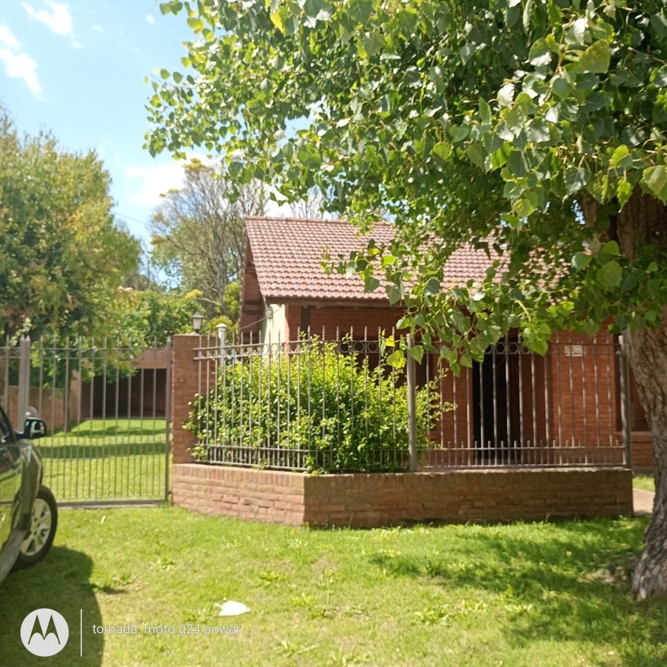 Venta Casa 3 Ambientes con Altillo 525M2 110 M2 CUBIERTOS