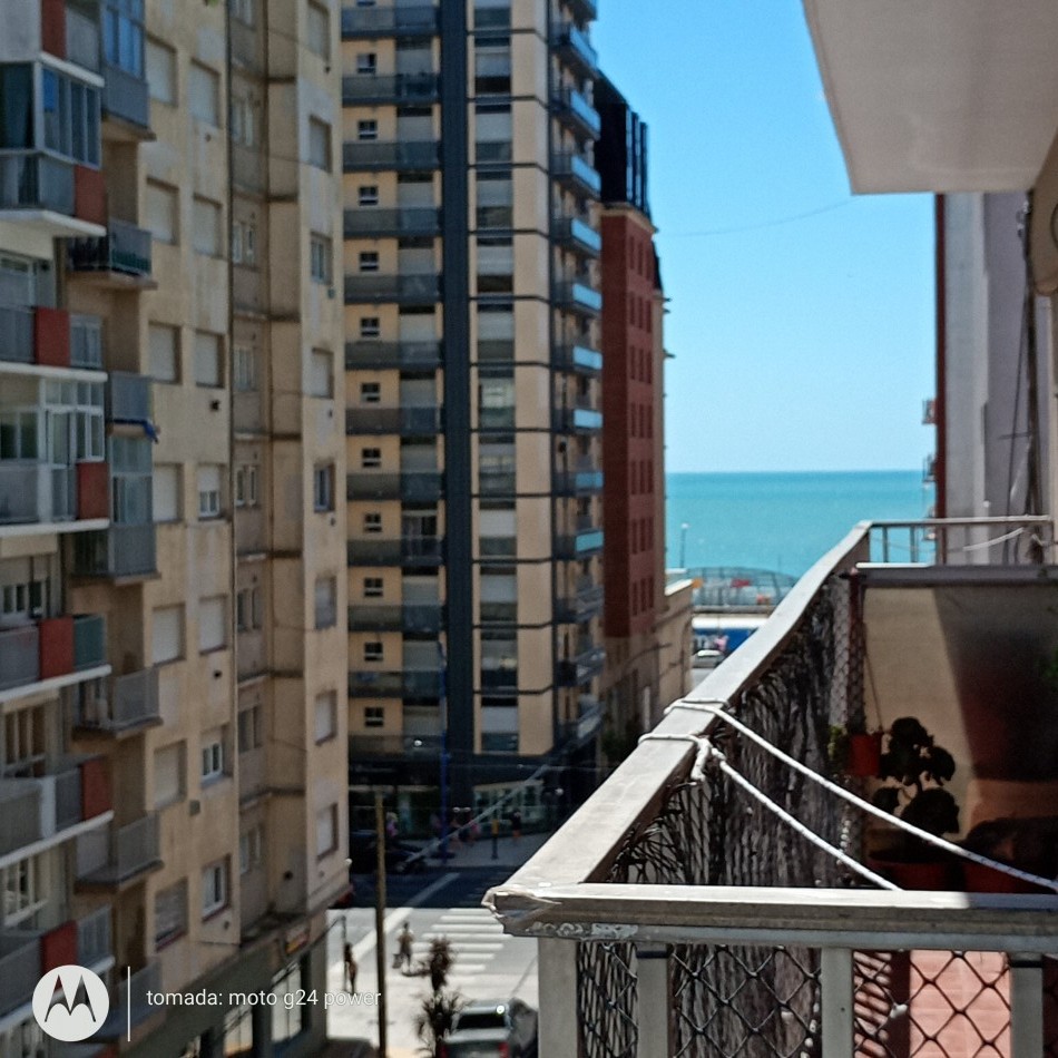 Alquiler 2 Ambiente al frente con balcon: zona Guemes altura Hermitage