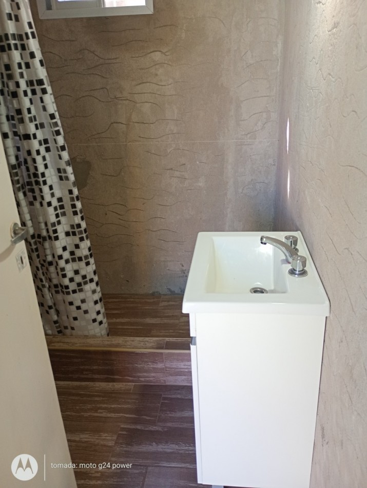 EN VENTA TERRENO CON CONSTRUCCION UN AMBIENTE CON BAÑO