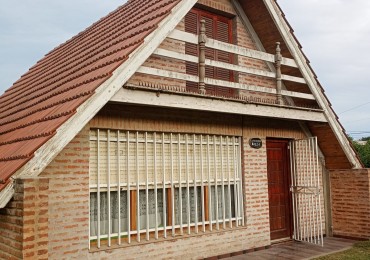 Venta Casa Alpina sobre lote de 570 m2